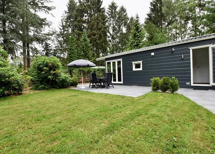 Holiday home Stylish In Woods *