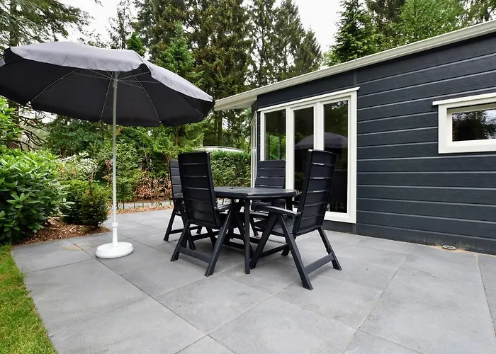 Stylish In Woods * Vorden