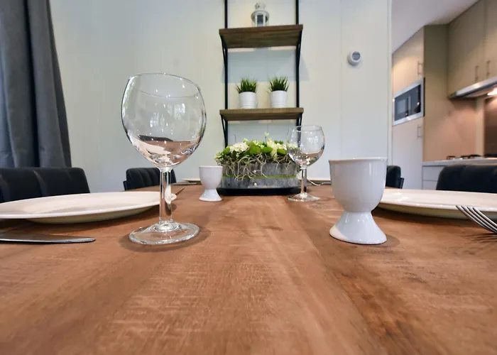 Stylish In Woods * Vorden