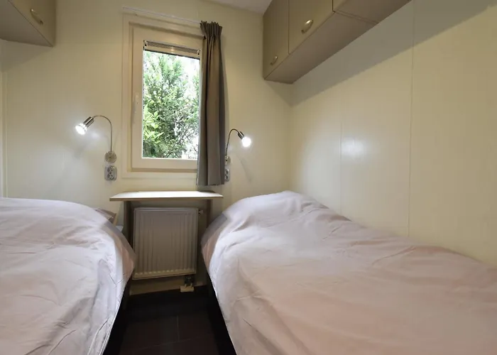 Stylish In Woods * Vorden